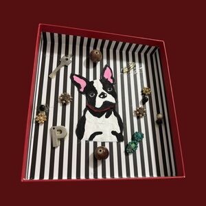 Marc Tetro box Striped Dog Box with Black and White Design